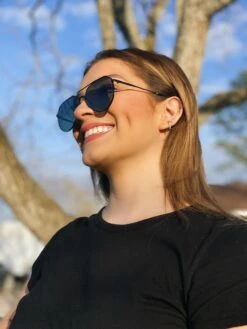 DASH - BLACK + GREY GRADIENT + POLARIZED SUNGLASSES 11 DASH - BLACK + GREY GRADIENT + POLARIZED SUNGLASSES -Sunglasses Sales 01 2020 kayci molina dash 2