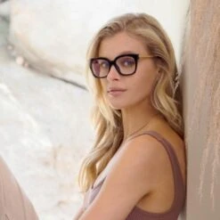 BELLA XS - AMBER TORTOISE + CLEAR GLASSES 21 BELLA XS - AMBER TORTOISE + CLEAR GLASSES -Sunglasses Sales 03 2020 pdp bellaxs 011d9a98 191a 46bb 8729 67cfa3bb6d76