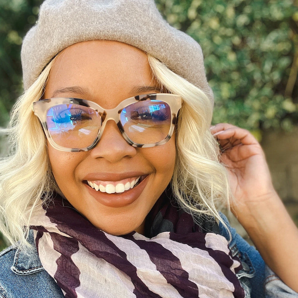 BELLA XS - AMBER TORTOISE + CLEAR GLASSES 14 BELLA XS - AMBER TORTOISE + CLEAR GLASSES - Image 12