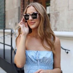 HAILEY - CREAM TORTOISE + SOLID GREY SUNGLASSES -Sunglasses Sales 2022 Aug Diff PDP Lifestyle Batch 1 Hailey Cream Tortoise Grey 2 d2beff9e 3919 4c71 80da a4e1db2f0fab