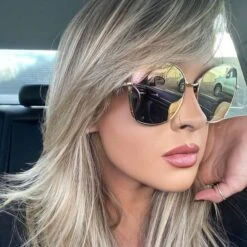 LONNA - GOLD + CHERRY BLOSSOM MIRROR SUNGLASSES -Sunglasses Sales 2023 DIFF Jan Lonna Gold Cherry Blossom Mirror