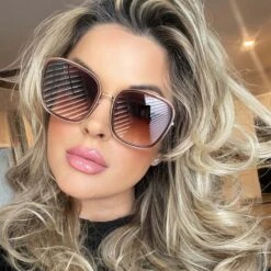 GENEVIVE - DUSK + DUSK GRADIENT SUNGLASSES -Sunglasses Sales 2023 DIFF Web PDP Genevive Dusk Dusk Gradient