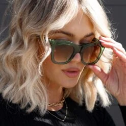 KAIA - SAGE CRYSTAL + G15 GRADIENT SUNGLASSES 14 KAIA - SAGE CRYSTAL + G15 GRADIENT SUNGLASSES -Sunglasses Sales 2023 DIFF Web PDP Kaia Sage Crystal G15 Gradient 2