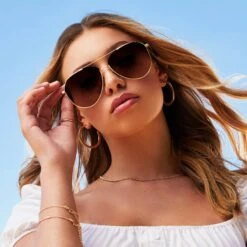 DASH - BRUSHED GOLD + COFFEE GRADIENT SUNGLASSES -Sunglasses Sales DASH brushedgold coffeegradient lifestylePDP1