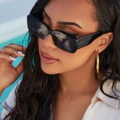 KRISTY SARAH - TTYL + BLACK + GREY SUNGLASSES -Sunglasses Sales DIFF Web KristySarah PDP TTYL Black 02