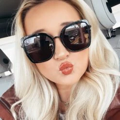 CLARISSE - BLACK + GREY SUNGLASSES -Sunglasses Sales Diff April 2022 Clarisse Sunglasses Black Grey daniellespotz