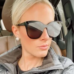 GIA - CREAM TORTOISE + GREY SUNGLASSES -Sunglasses Sales Diff March 2022 Gia Sunglasses Black Grey chelseacurtisbeauty d9d3187a 0fe5 4898 b8e7 2d9f764cca5e