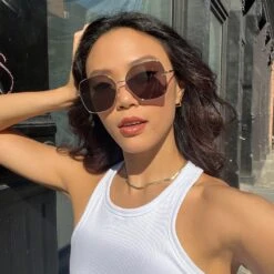 IRIS - GOLD + GREY POLARIZED SUNGLASSES -Sunglasses Sales IRIS DE01 0401 GDGRP PDP 2