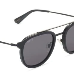 CAMDEN - MATTE BLACK + GREY + POLARIZED SUNGLASSES -Sunglasses Sales MB GR208P DETAIL