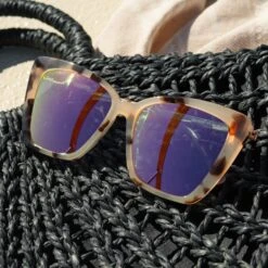 BECKY IV - CREAM TORTOISE + PINK MIRROR SUNGLASSES -Sunglasses Sales diff BECKY IV SUNGLASSES CREAM TORTOISE PINK MIRROR