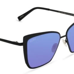 GRACE - MATTE BLACK + PURPLE MIRROR SUNGLASSES -Sunglasses Sales diff eyewear grace matte black purple mirror sunglasses alt 4