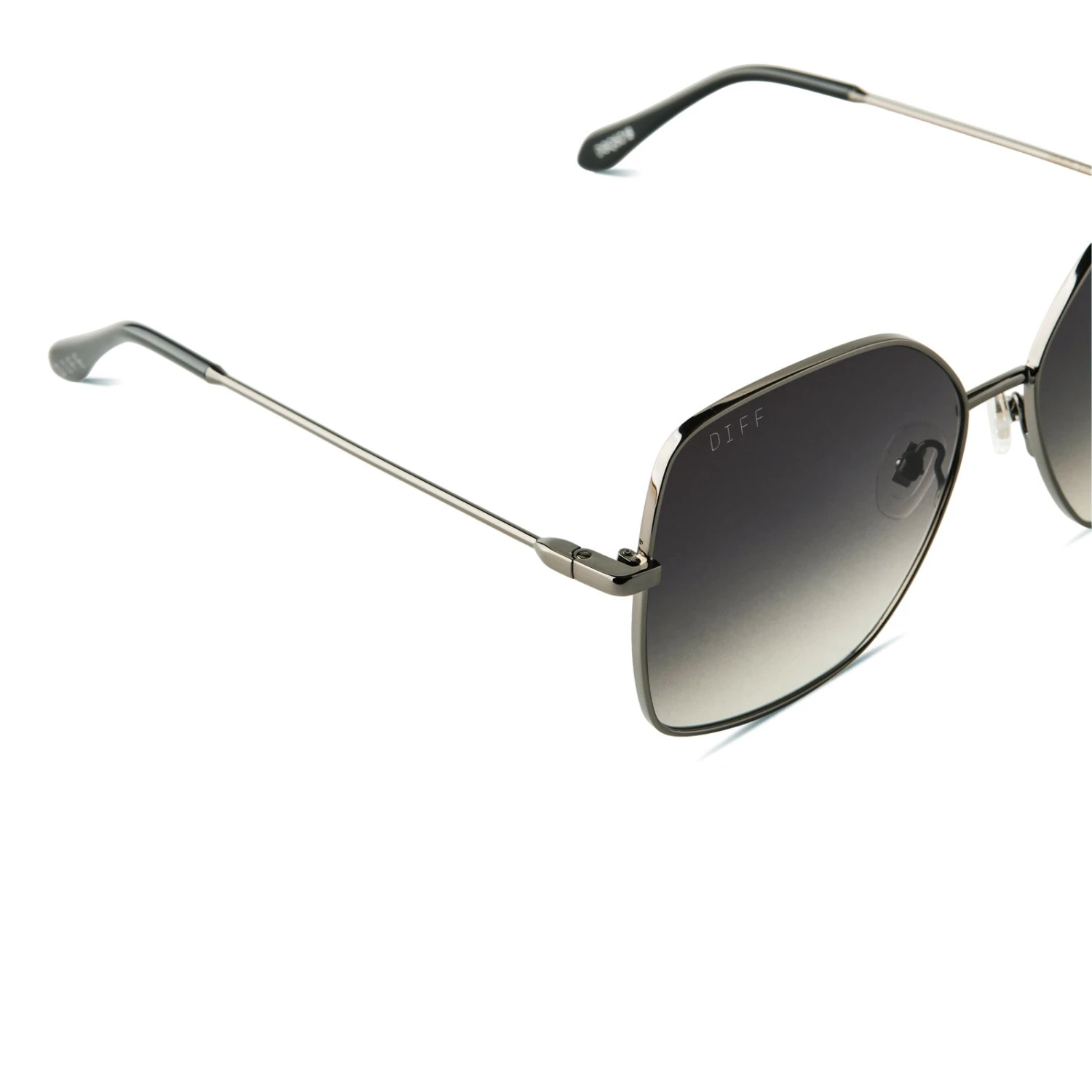 IRIS - ANTIQUE GUNMETAL + GREY GRADIENT SUNGLASSES 6 IRIS - ANTIQUE GUNMETAL + GREY GRADIENT SUNGLASSES - Image 4
