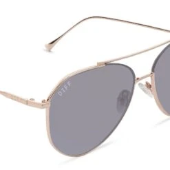 JANE - GOLD + GREY MIRROR SUNGLASSES -Sunglasses Sales diff eyewear jane gold grey mirror sunglasses alt 4