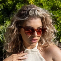 NATASHA - DUSK + DUSK GRADIENT SUNGLASSES -Sunglasses Sales diffshopifypdp 7