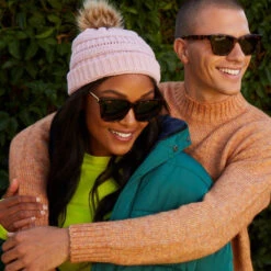 POM POM KNIT BEANIE - PINK -Sunglasses Sales lifestyle womanwearingbeckysunglassespinkbeaniebeinghuggedmymalefriendinbilliesunglasses