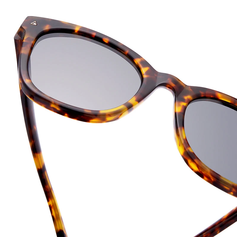 RYDER - AMBER TORTOISE + STEEL GRADIENT + POLARIZED SUNGLASSES 9 RYDER - AMBER TORTOISE + STEEL GRADIENT + POLARIZED SUNGLASSES - Image 7